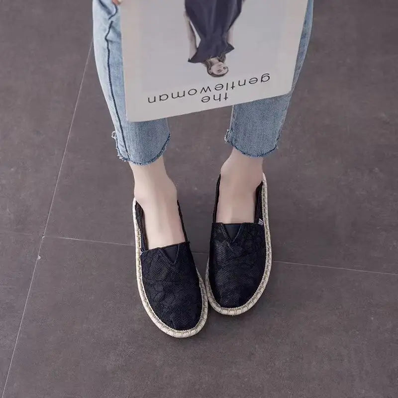 Hoyle-Wearing fishermen's shoes